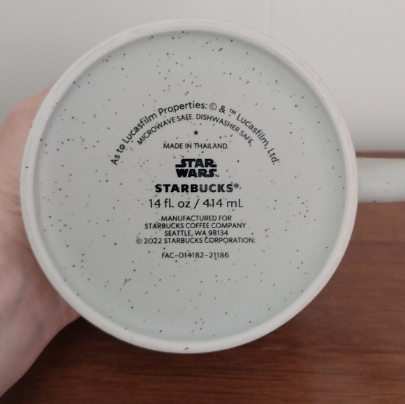 NEW Disney Starbucks Star Wars Mug - Picture 4 of 4